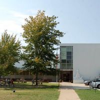 Bowmar Avenue Elementary School, Кингс