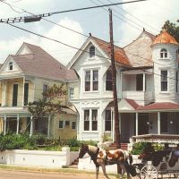 Queen-Anne Victorian townhouses, Natchez Ms, scanned 35mm (8-9-2000) location not found!, Натчес