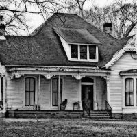 The Historic Miller Home - Built 1853, Околона