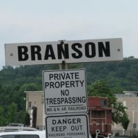 Branson RR Sign, Брансон