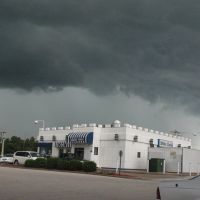Storm over White Castle, Дес Перес