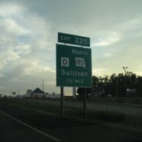 Exit 225 Sullivan, Эдгар-Спрингс