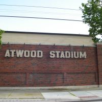 Atwood Stadium, Бичер