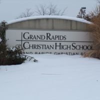 Grand Rapids Christian High School, Кентвуд