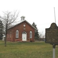 Banner Oak School Historic Site,  1871, 25 East Sterns Road, Bedford Township, Michigan, Ламбертвилл