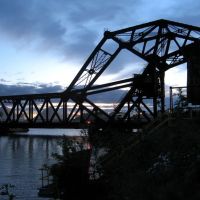 counterweighted railroad drawbridge, Ривер-Руж