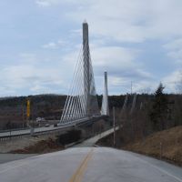 Old & new bridges at Bucksport, Maine, Бакспорт