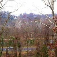 view of Clara Barton Pkwy, C&O Canal from Capital Crescent Trail, Washington DC, Брукмонт