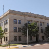 Red Willow Co. Courthouse (1926) McCook, Neb. 5-2010, Мак-Кук
