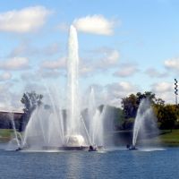 Fountain In Heartland of America Park, Омаха