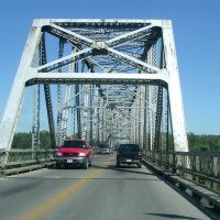 Travelling over the Missouri River on the South Omaha / Veterans Memorial Bridge/Highway 275 in 2005.  This Bridge was replaced and demolished in 2010., Папиллион