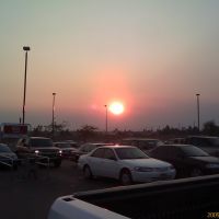 Sunset with SoCal wildfire smoke in North Las Vegas, Норт-Лас-Вегас