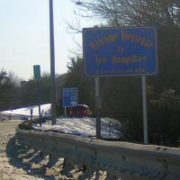 Welcome To New Hampshire Sign, I-95 Exit 7, 2-21-2009, Портсмоут