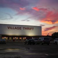 Village Thrift, Коллингсвуд