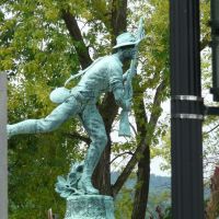 (copyrighted) war memorial statue, Бингамтон