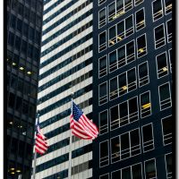 Wall Street: Stars and Stripes, stripes & $, Бруклин