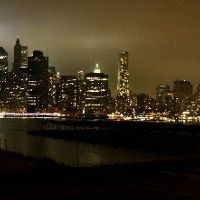 9/11 10 year anniversary Twin Tower memorial lights., Бруклин