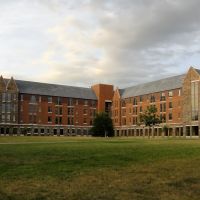 Court Hall & Kay Hall in Cornell north campus, Итака