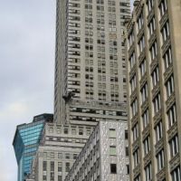 Chrysler Building, Лонг-Айленд-Сити