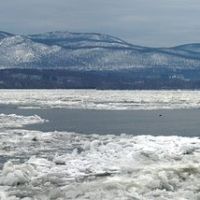 Newburgh River Front Ice, Ньюбург