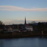 moon over church, Port Jervis, Ny, Порт-Джервис