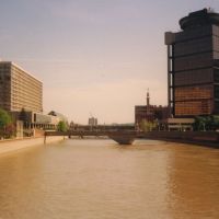 Genessee River and First Federal Plaza Building, Rochester, New York, Рочестер
