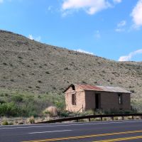 Little house, Picacho, New Mexico, Декстер