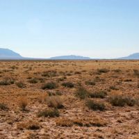 Somewhere out across this New Mexican desert is "Trinity Site", where the first atomic bomb was detonated, Парадайс-Хиллс