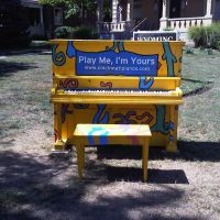 Play Me Im Yours Piano Wyoming, Арлингтон-Хейгтс