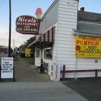 Nicoles Restaurant - Zanesville, Занесвилл
