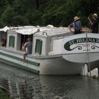 St. Helena III canal boat, Ohio and Erie Canal Towpath Trail, Канал-Фултон