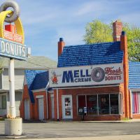 Mell-O-Creme Donuts, Lima, Ohio, Лима