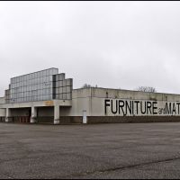 Mattress Warehouse Front and Side, Могадор