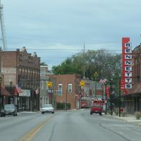 W. Main St., McComb, Ohio, Харрод