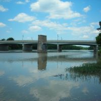 Maumee River and Bridge from bank near Fort Meigs, Perrysburg OH, Холланд