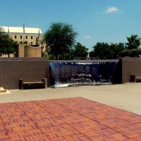 Oklahoma City National Memorial Fountain, Маскоги