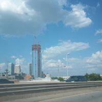 Devon Tower construction 7-1-11, Оклахома