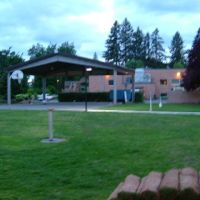 Oregon Episcopal School, Гарден-Хоум