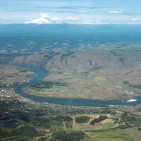 The Dalles, Oregon (looking north to Googleville), Даллес
