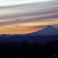 Sunrise and view of Mt. Hood from the roof of Boises #3 recovery boiler., Сант-Хеленс