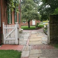 Old Economy Garden Gate, Амбридж