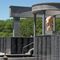 Delaware County Veterans Memorial in Newtown Square erected 2013, Брумалл