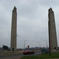 Big & Tall Obeliscs, Гаррисберг
