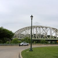 Easton-Phillipsburg Toll Bridge, Истон