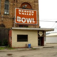 Beaver Valley Bowl, Rochester, PA, Монака