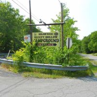 Shawnee Sleepy Hollow Campground entrance, Historic Lincoln Highway, 147 Sleepy Hollow Road, Schellsburg, PA, Пайнт