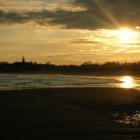 Gallo @ Sunset in Narragansett Beach, Варвик