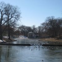 Roosevelt Pond with Bandstand, Кранстон