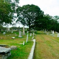 Riverside Cemetery, Паутакет