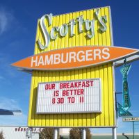 Scottys Drive-in Restaurant Sign - Bismarck, North Dakota, Бисмарк